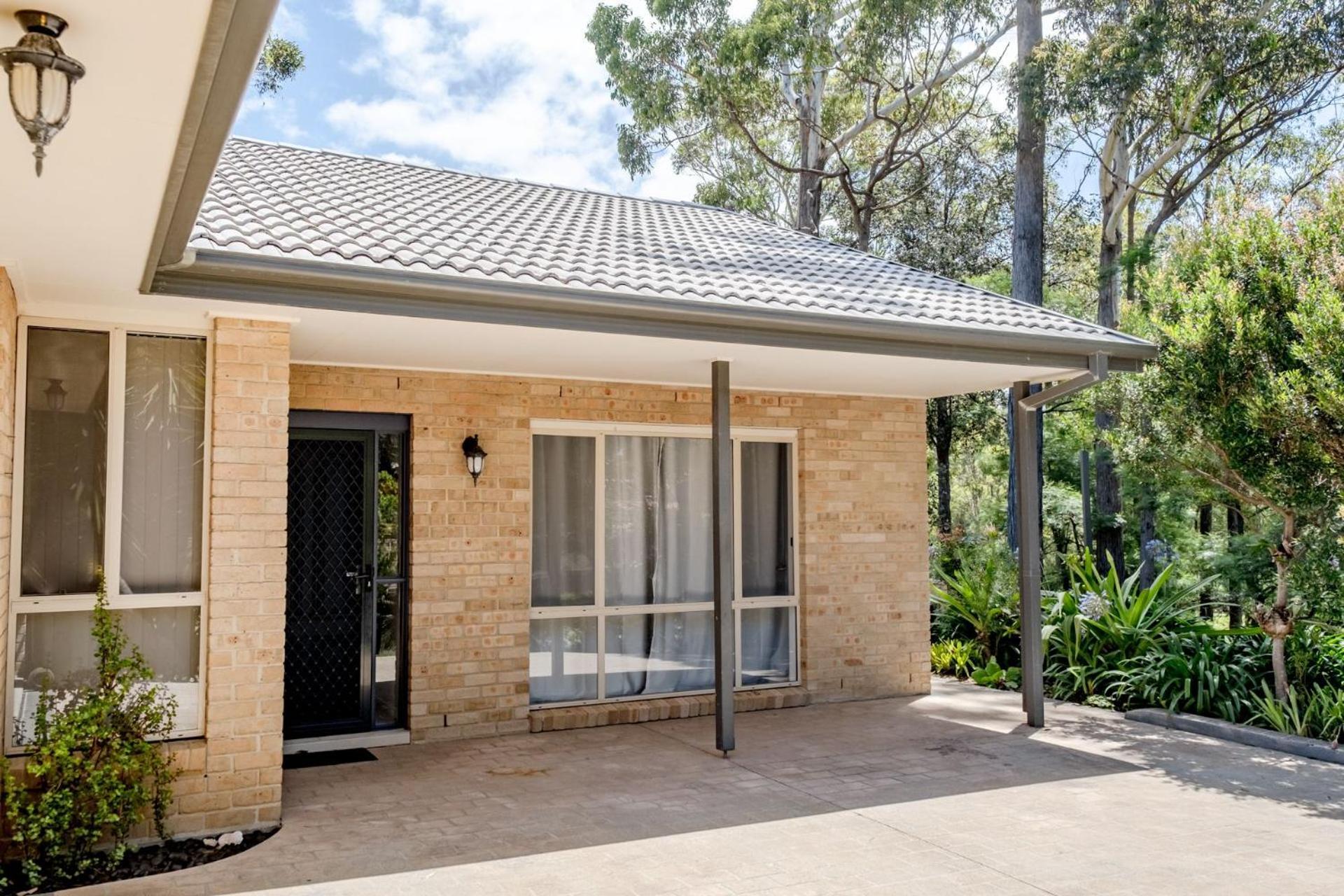 Shells Narrawallee Villa Exterior photo